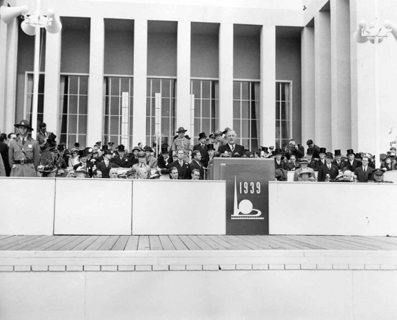 The World’s Fair Opens