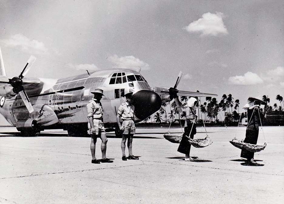 Australian Troops Arrive in North Vietnam