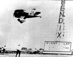 1932 Doolittle Seizes Speed Record
